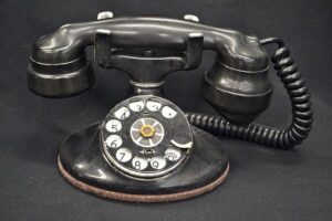 old rotary phone image